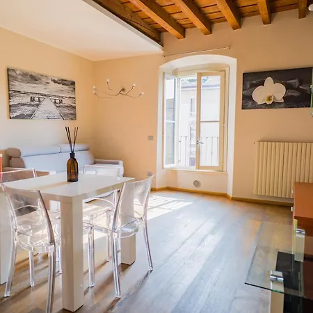 P&p Tiraboschi Apartman *